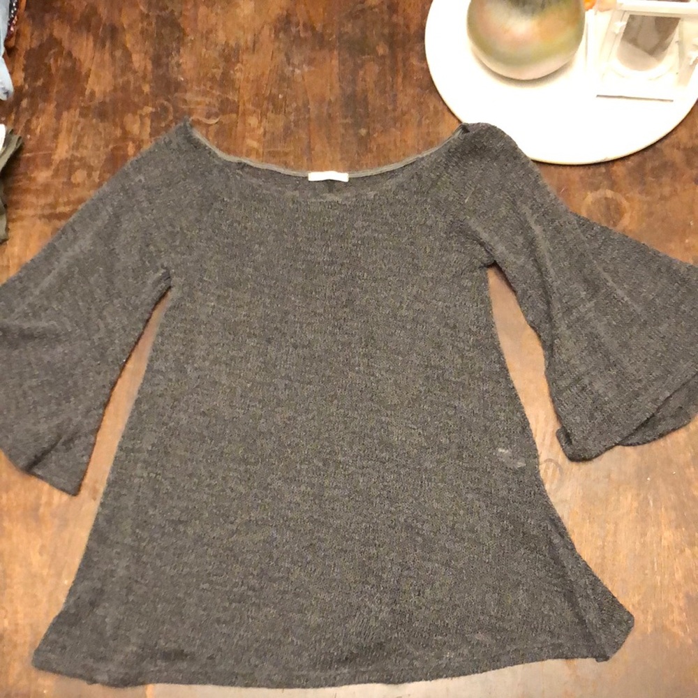 Easel sweater
